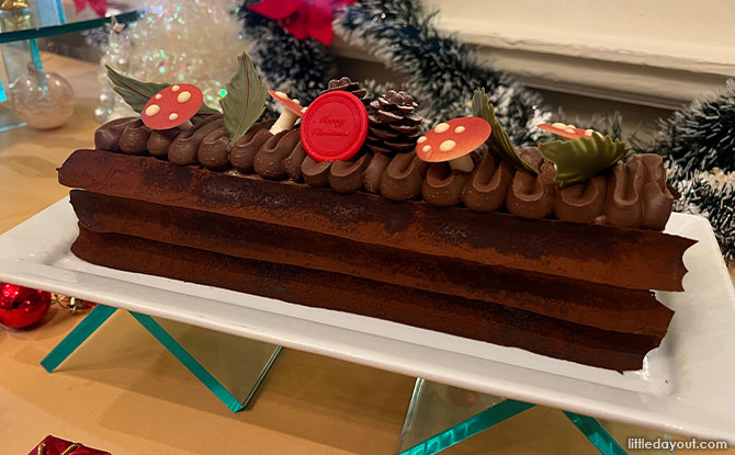 Festive Chocolate Log Cake