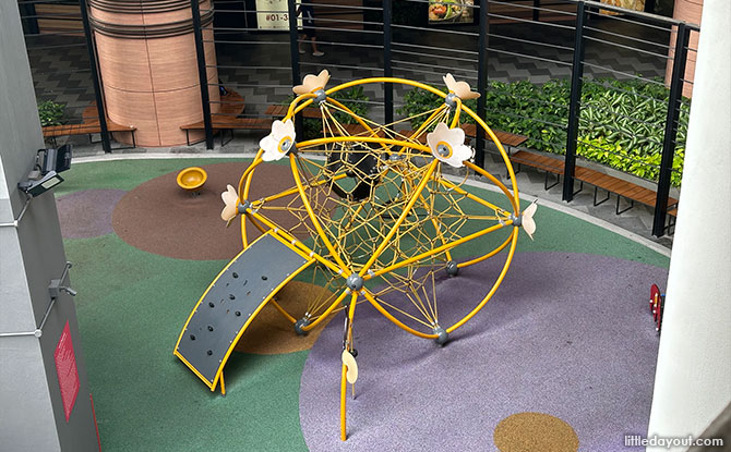 Play at the Aperia Mall Playground