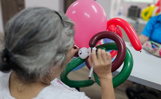 Balloon Sculpting