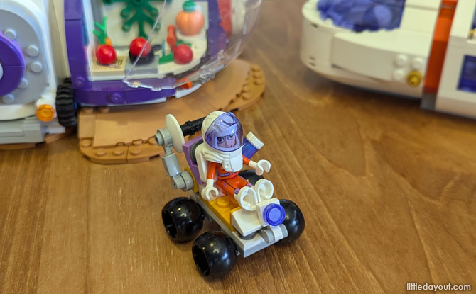 Lego Friends mars space base 13