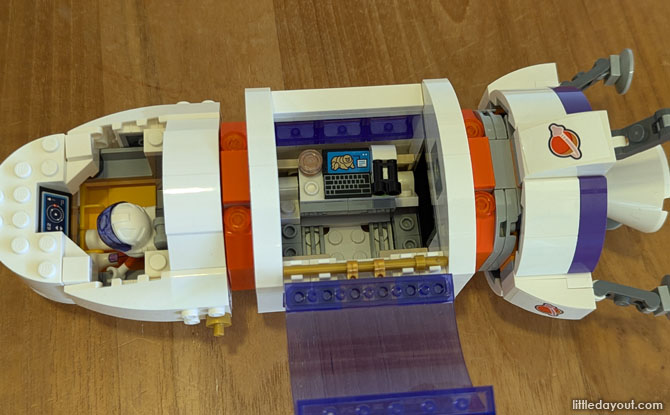 Lego Friends mars space base 5