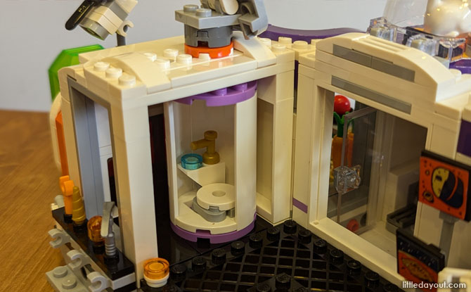 Lego friends mars space base 9