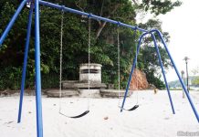 Labrador Park Playground: Play By the Bunker