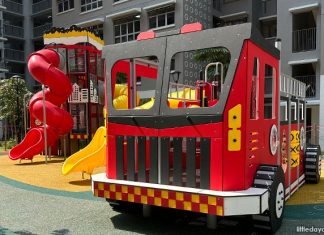 Boon Lay Glade Playground: Fire Engine At The Old Jurong Fire Station Site