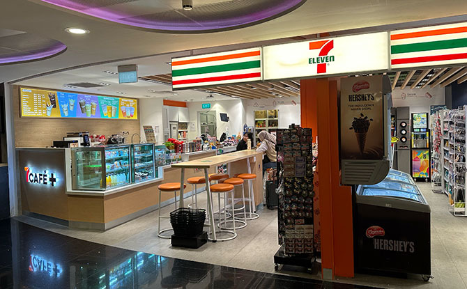 7-Eleven convenience store at Basement 2