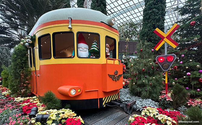 Gardens By The Bay Christmas Train Show at the Flower Dome