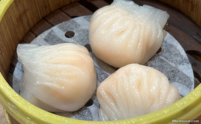 Steamed shrimp dumpling