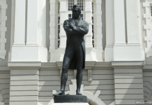 Raffles Statue, Singapore's Civic District