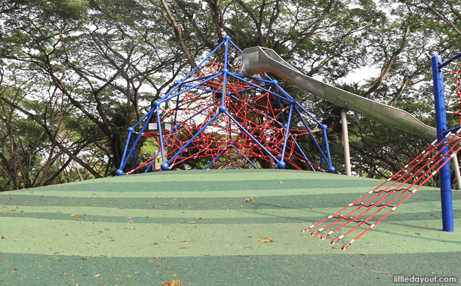 rope climbing structure playground