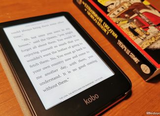 Kobo Clara 2E Review: Compact EReader Made From Recycled Plastic