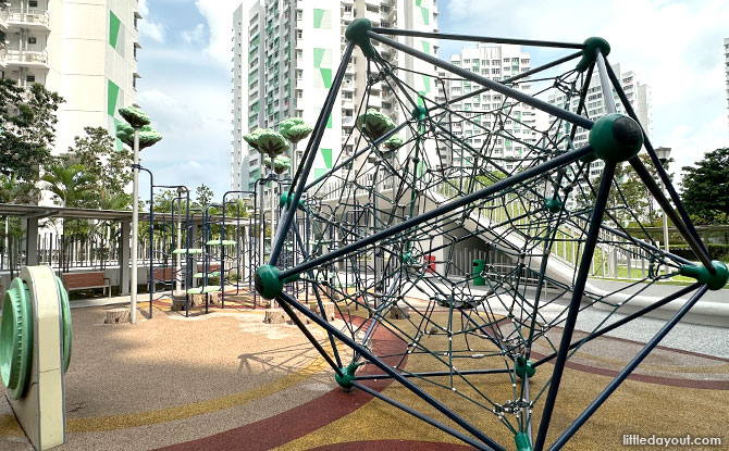 Fernvale Riverbow Playground