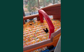 Fleawhere Air Park At Suntec: Giant Bumboat Bouncy Castle Outside The Weekend Flea Market