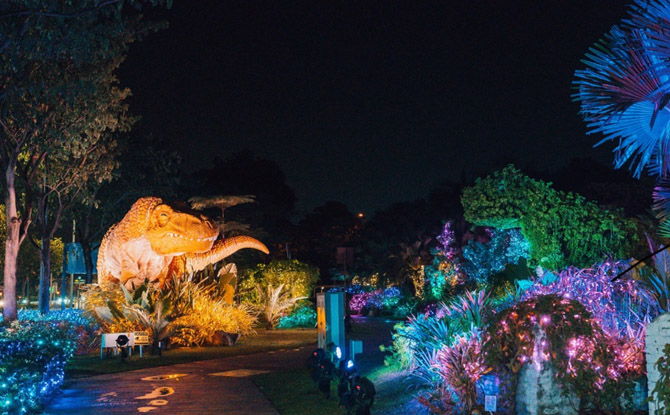 Hub & Spoke Changi Airport Mid-Autumn Moonwalk