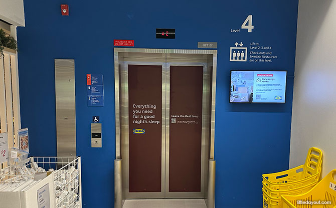 Elevator in IKEA Jem