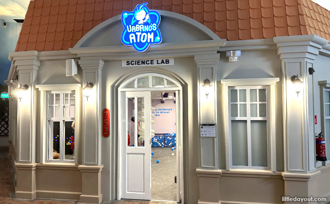 Science Lab for younger kids at KidZania Singapore