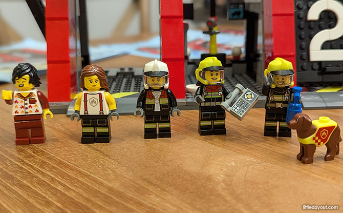 Minifigures