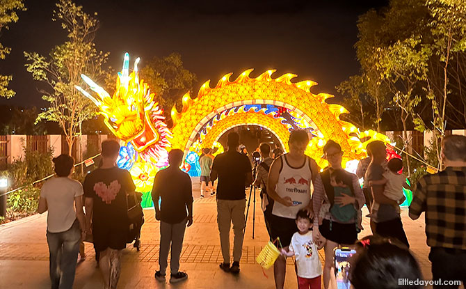 Dragon and Phoenix Bridge & Project Mapping on the Main Arch