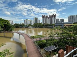 Pang Sua Pond: Floating Wetlands & Boardwalks