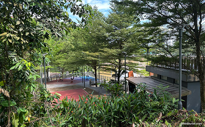 Exercise area at Pang Sua Pond