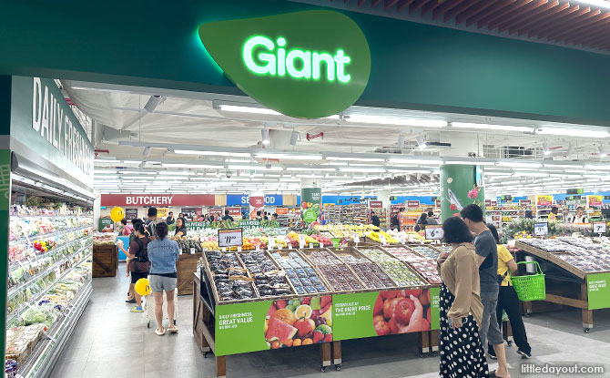 Plantation Plaza Giant Supermarket