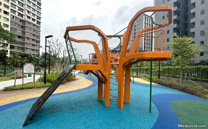 Sengkang Park Connector Playground: A Pair of Banyan Tree-inspired Playgrounds