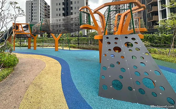 Sengkang Park Connector Banyan Trees Playground At Fernvale Lane