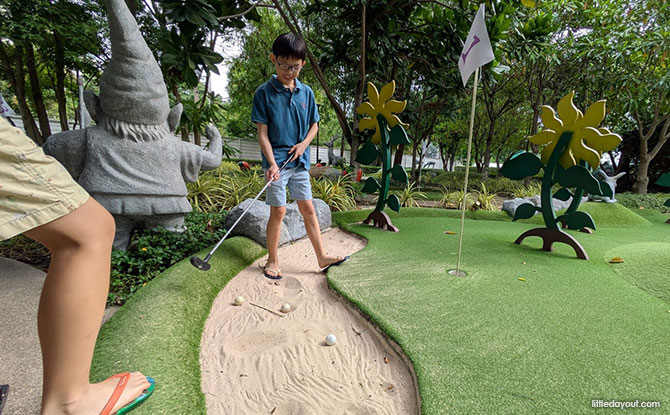 Mini golf