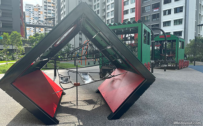 Carriage at the Teck Whye View Playground