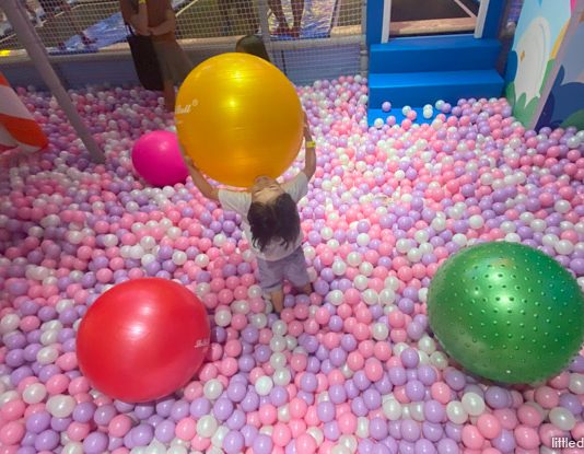 Sky Castle Wan To Play Indoor Playground At Pasir Ris Mall