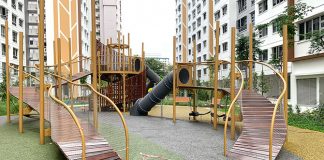 Woodlands Glade Playground: Up And Down & Round And Round